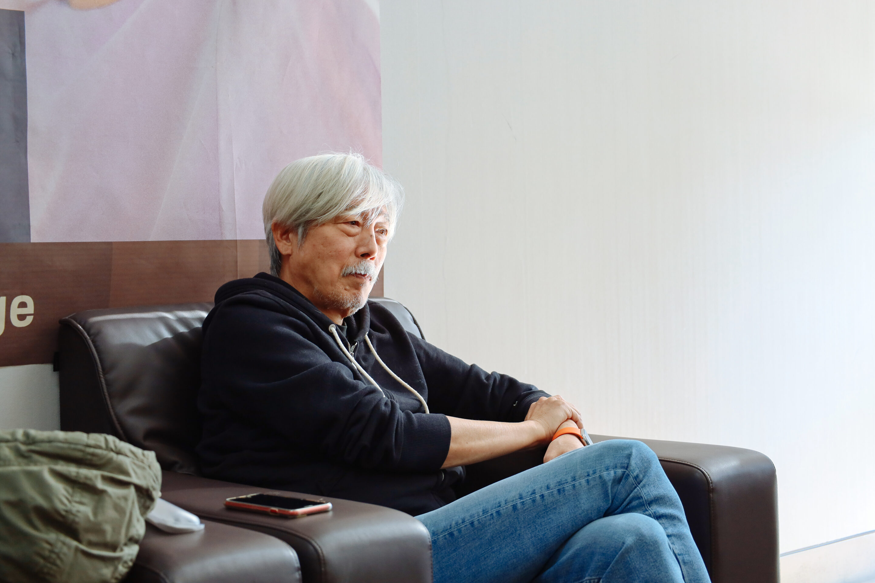 소파에앉은할배