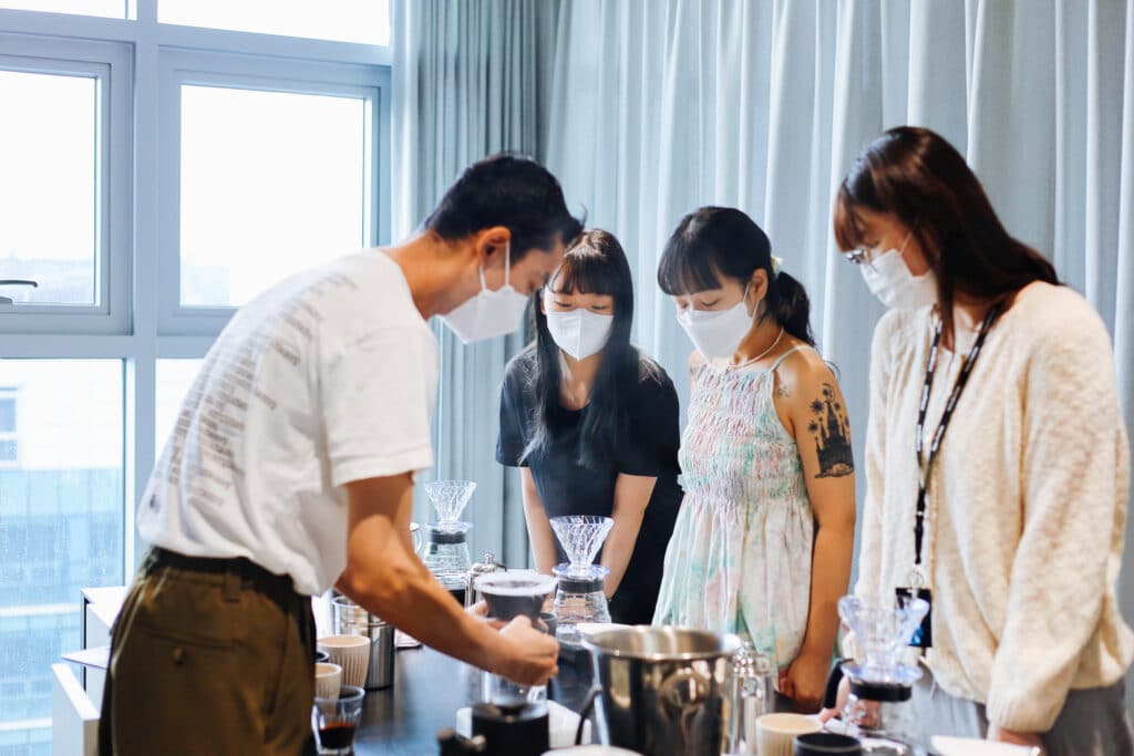 커피만드는사람들