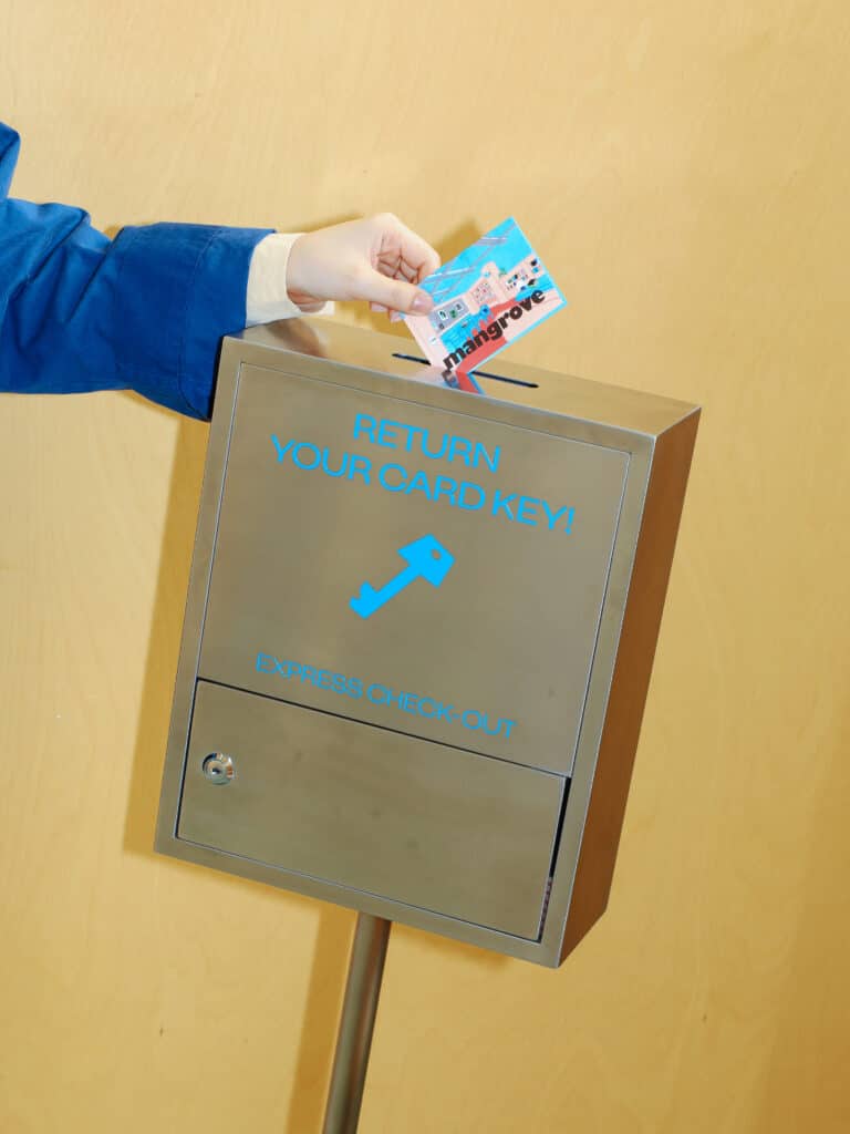 창구에티켓넣음